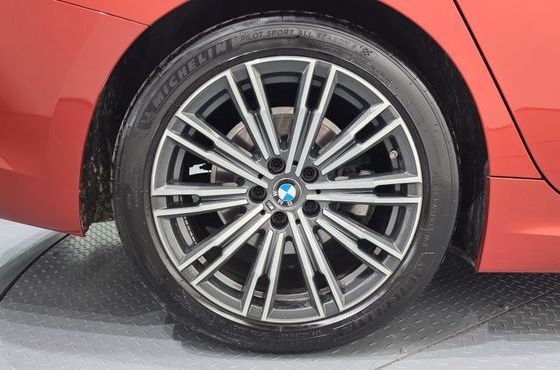 BMW 3-Series 320i M Sport — пробег 92 269 км — фото 5 из 5