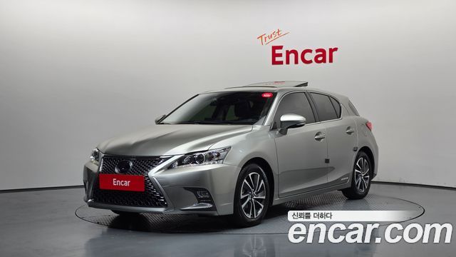 Lexus CT200h из Кореи Encar
