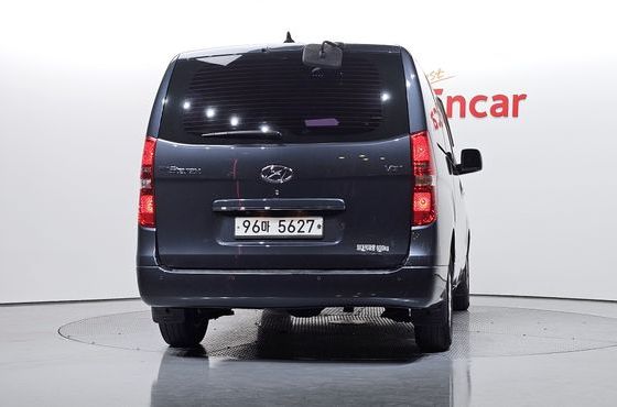 Hyundai Starex 5-Seater VAN CVX Premium — пробег 237 307 км — фото 4 из 5