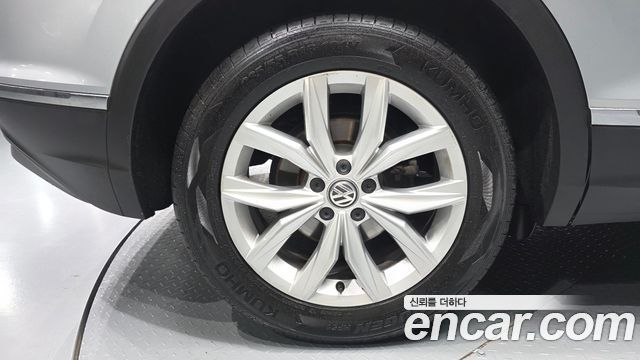 Volkswagen Tiguan из Кореи Encar