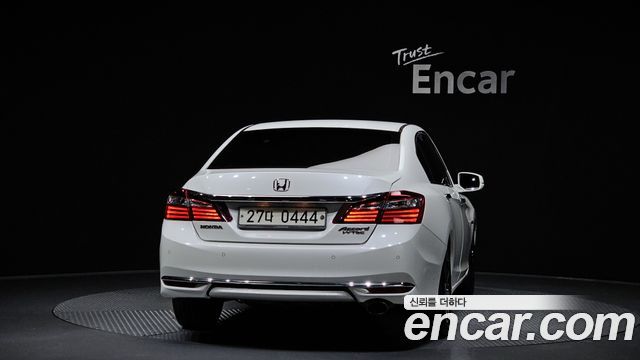 Honda Accord из Кореи Encar