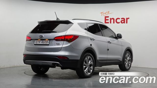 Hyundai Santafe Diesel(e-VGT) 2.2 4WD Exclusive — пробег 128 379 км — фото 2 из 5