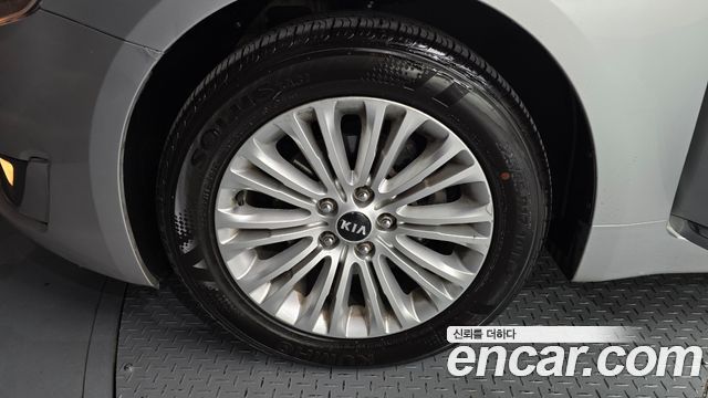 Kia K7 из Кореи Encar