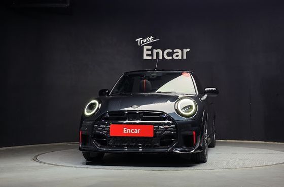 Mini Cooper Convertible JCW — пробег 722 км — фото 3 из 5