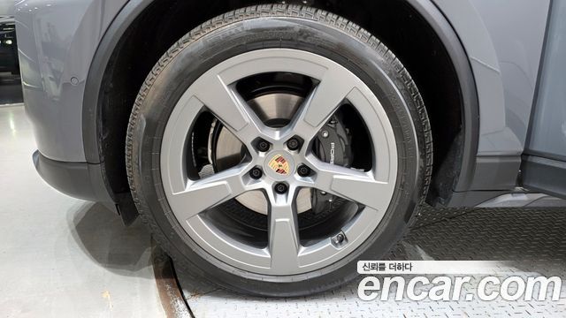 Porsche Macan из Кореи Encar