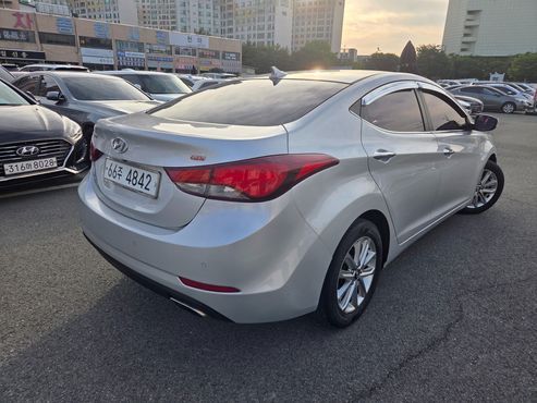 Hyundai AVANTE 1.6 GDi Modern Standard — пробег 132 000 км — фото 4 из 5