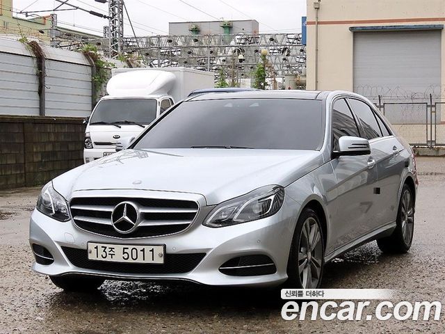 Mercedes-Benz E-Class E300 4MATIC Avantgarde — пробег 135 483 км — фото 2 из 5
