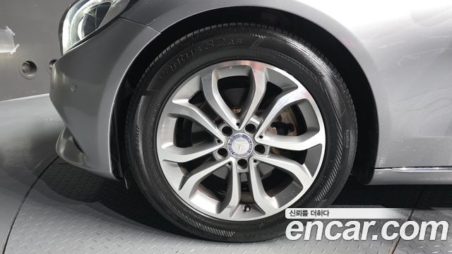 Mercedes-Benz C-Class из Кореи Encar