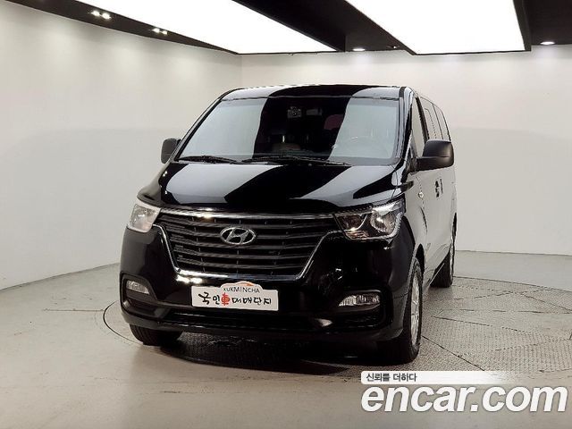 Hyundai Starex Urban 9-Seater Premium — пробег 76 300 км — фото 2 из 5