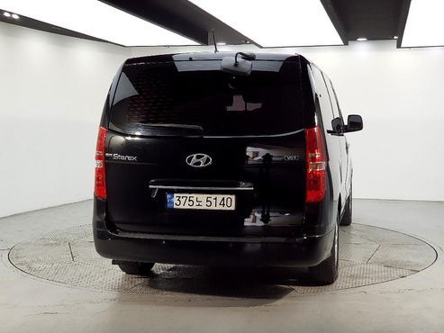 Hyundai Starex Urban 9-Seater Premium — пробег 76 300 км — фото 3 из 5