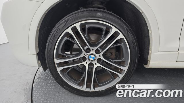 BMW X4 xDrive20d M Sport — пробег 95 411 км — фото 5 из 5