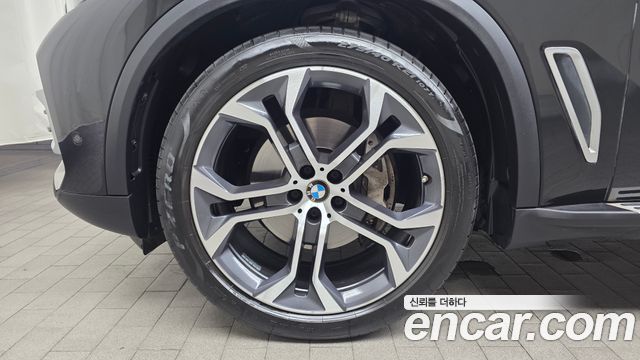 BMW X5 xDrive 30d xLine — пробег 33 033 км — фото 5 из 5