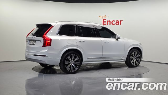 Volvo XC90 B6 Inscription — пробег 66 618 км — фото 2 из 5