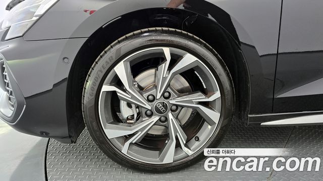 Audi A3 из Кореи Encar