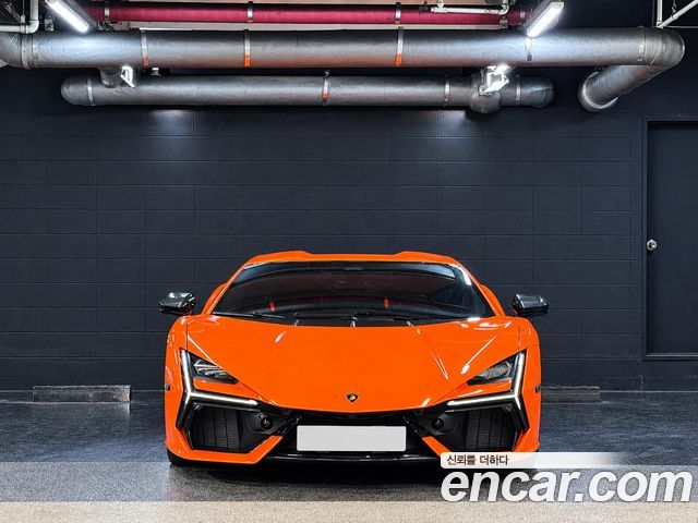 Lamborghini Revuelto 6.5 V12 — пробег 620 км — фото 3 из 5