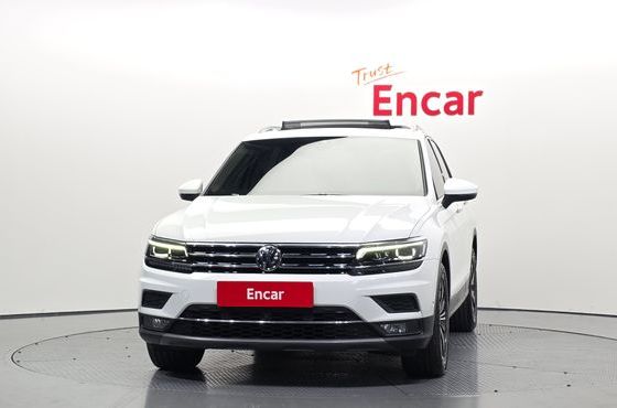 Volkswagen Tiguan 2.0 TDI Prestige — пробег 25 045 км — фото 3 из 5