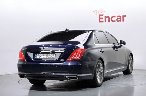 Genesis EQ900 3.3 T-GDI AWD Prestige — пробег 136 707 км — фото 2 из 5