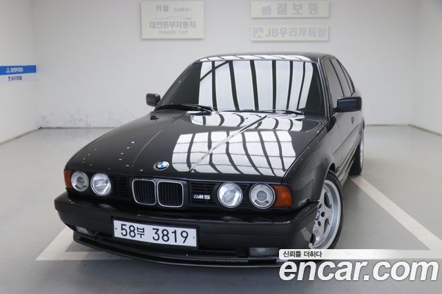 BMW M5 M5 Sedan — пробег 220 030 км — фото 1 из 5