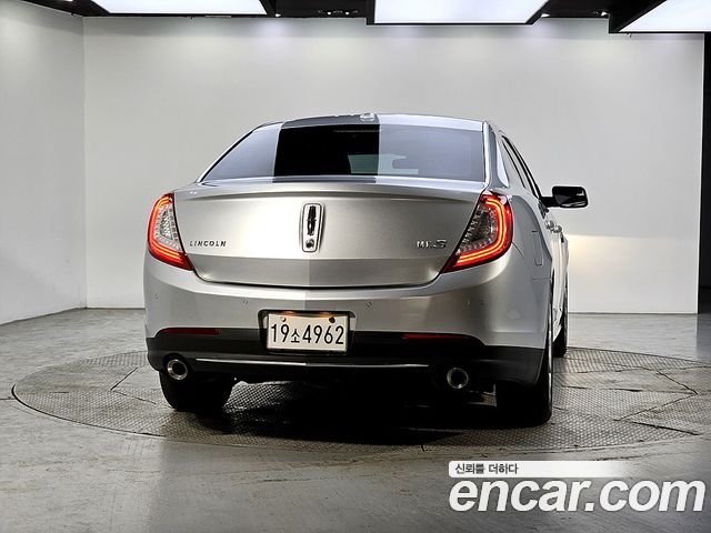 Lincoln MKS из Кореи Encar