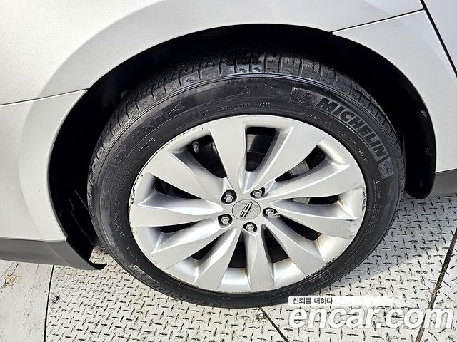 Lincoln MKS из Кореи Encar