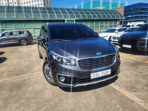 Kia Carnival 7-seater Limousine VIP — пробег 232 598 км — фото 1 из 5