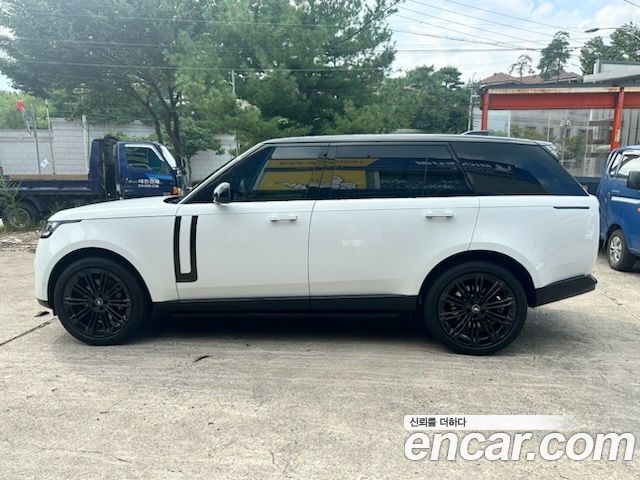 Land Rover Range Rover P530 Autobiography Long Wheel Base — пробег 25 000 км — фото 2 из 5