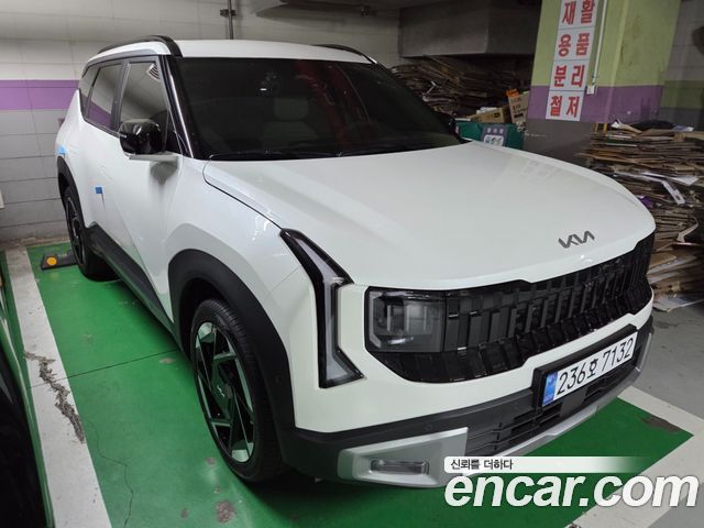 Kia Seltos HEV 1.6 2WD Signature — пробег 650 км — фото 1 из 5