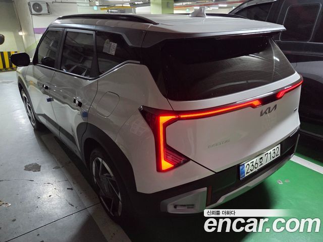Kia Seltos HEV 1.6 2WD Signature — пробег 650 км — фото 2 из 5