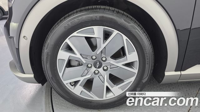 Genesis GV60 из Кореи Encar