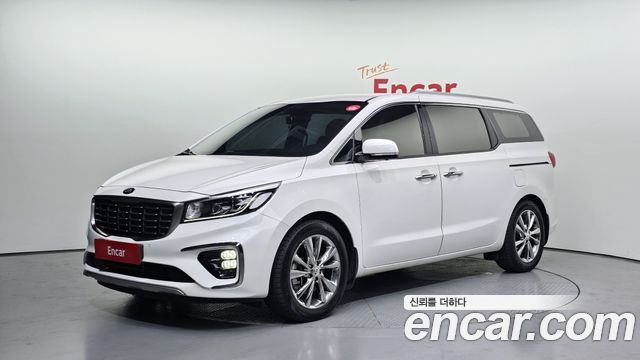 Kia Carnival из Кореи Encar
