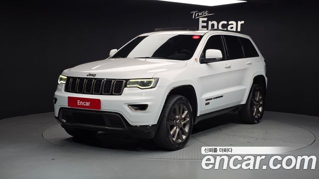 Jeep Cherokee 3.0 Diesel 75th Special Edition WK2 — пробег 183 587 км — фото 1 из 5