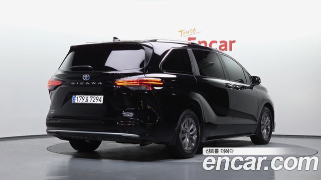 Toyota Sienna из Кореи Encar