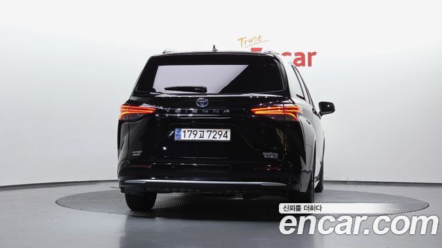Toyota Sienna из Кореи Encar