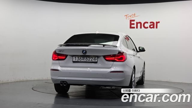 BMW Gran Turismo GT 320d — пробег 32 563 км — фото 4 из 5