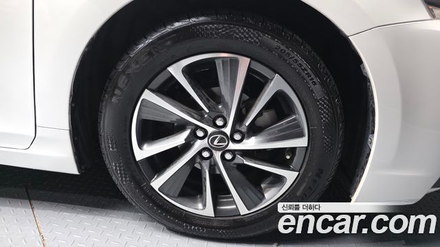 Lexus CT200h из Кореи Encar