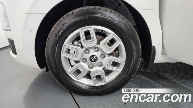 Hyundai Staria из Кореи Encar