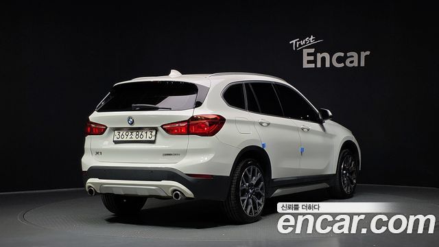 BMW X1 xDrive 20i xLine — пробег 94 291 км — фото 2 из 5