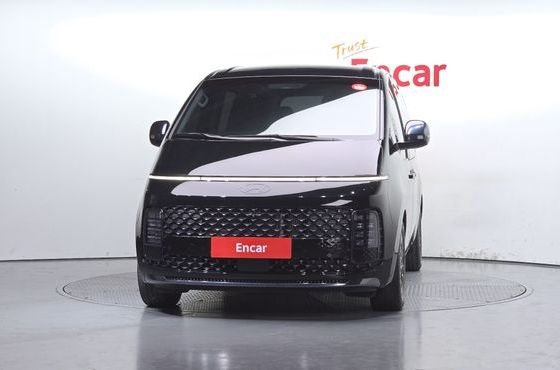 Hyundai Staria 4WD Lounge 9-Seater Prestige — пробег 20 685 км — фото 3 из 5