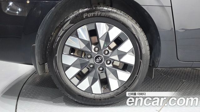 Hyundai Staria из Кореи Encar