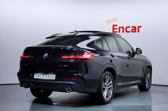 BMW X4 xDrive20d M Sport — пробег 69 503 км — фото 2 из 5