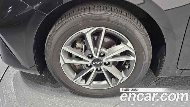 Kia K3 из Кореи Encar