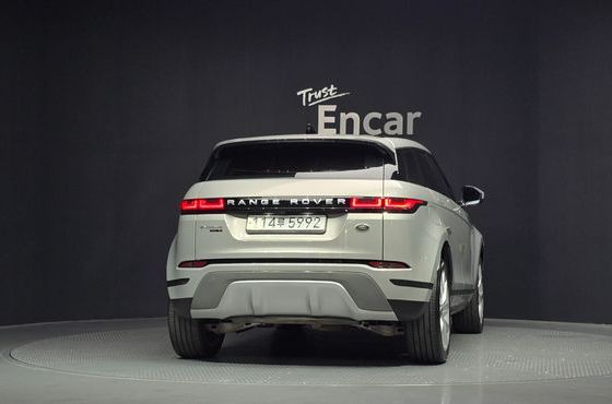Land Rover Range Rover Evoque P250 SE — пробег 44 304 км — фото 4 из 5