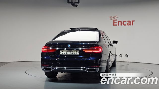 BMW 7-Series 750Li xDrive Vision 100 Edition — пробег 104 212 км — фото 4 из 5