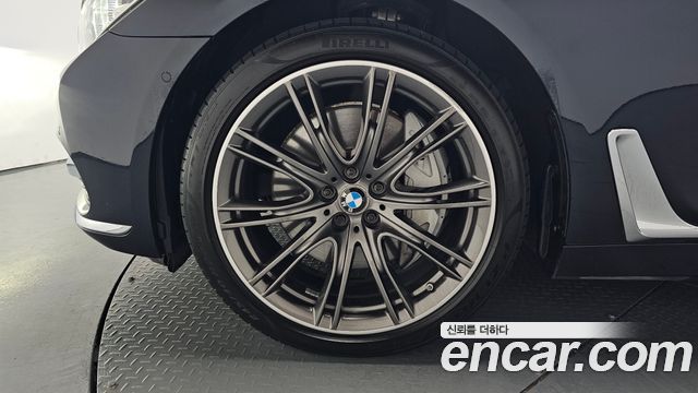BMW 7-Series 750Li xDrive Vision 100 Edition — пробег 104 212 км — фото 5 из 5