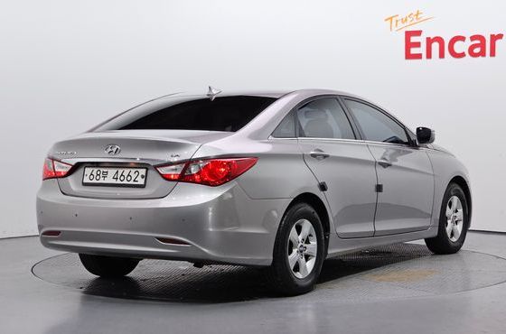 Hyundai Sonata LPI Smart — пробег 202 631 км — фото 2 из 5