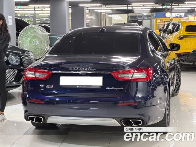 Maserati Quattroporte из Кореи Encar
