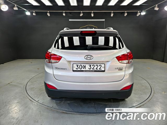 Hyundai Tucson Diesel 2WD LX20 Luxury — пробег 151 292 км — фото 4 из 5