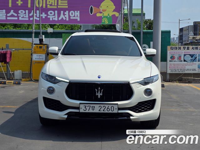 Maserati Levante из Кореи Encar
