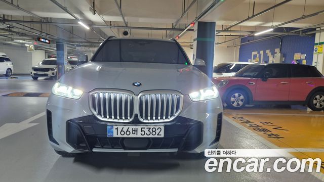 BMW X5 xDrive 40i M Sport — пробег 4 000 км — фото 1 из 5