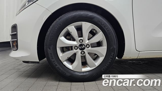 Kia pride Diesel 5DR 1.4 Luxury — пробег 150 574 км — фото 5 из 5